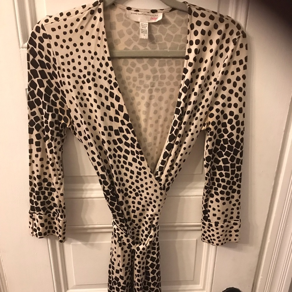 Dvf brown and cream wrap dress